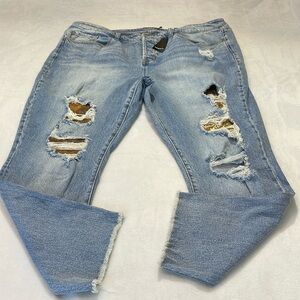 TORRID HIGH RISE STRAIGHT WOMENS DISTRESSED JEANS SIZE 18R